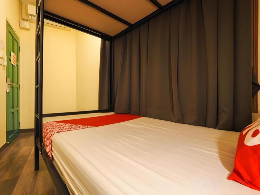 Art Hotel Sanamchai Bangkok Exterior foto